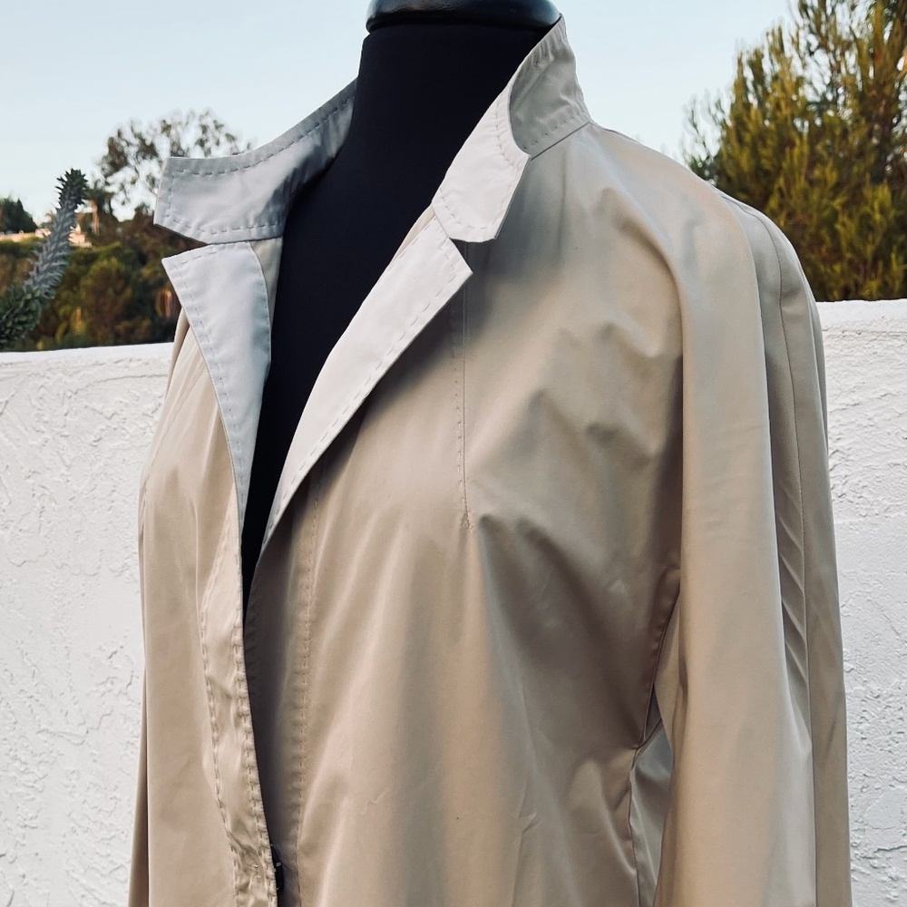 LES COPAINS, Italy Women's High End coat Euro size 44 Medium Beige/modern